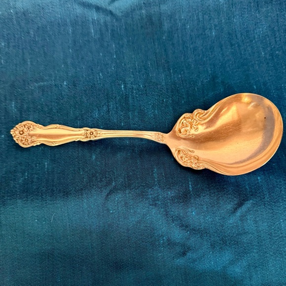 Antique Wm. Rogers & Son AA Silver Plated Ornate Floral Serving Spoon Ladle 8.5" - Picture 2 of 10